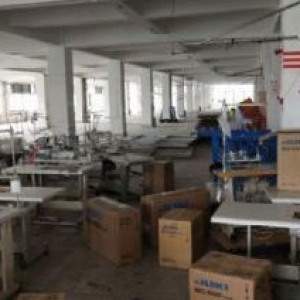 灌口标准厂房出租1楼750平，25一平，三楼2200平，