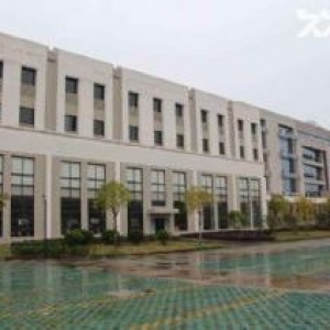 厦门各区标准厂房求租，大小可代理，本公司专业代理厦门各区工业