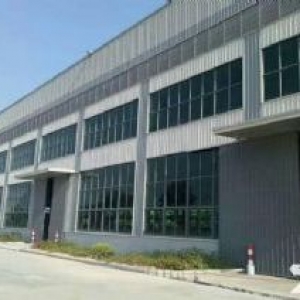 杏林灌南工业区钢结构16000平15米高有行车厂房出租，10