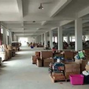 集美灌南工业区三楼标准厂房2530平出租13含税