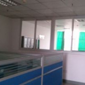 30亩1000万还有办公楼 宿舍 钢