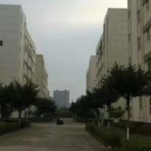 集美后溪单层厂房5楼可加盖3000平单价2700元