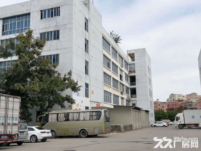 翔安火炬三期方特附近1楼1900多平出租