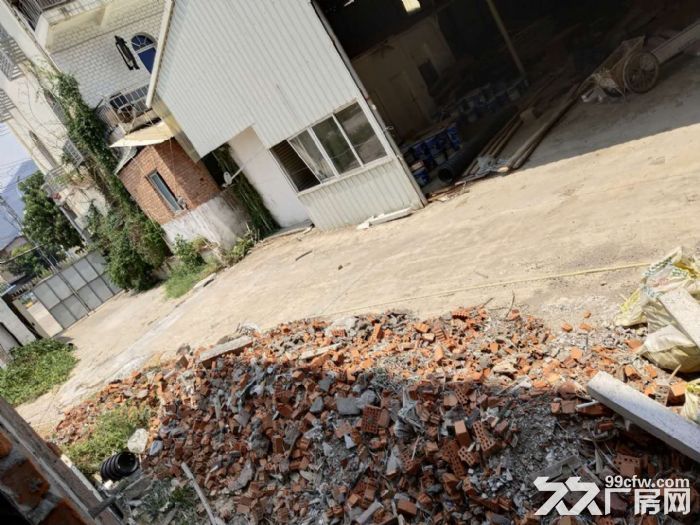 灌品324国道这边钢构铁皮房3100平出租-图2