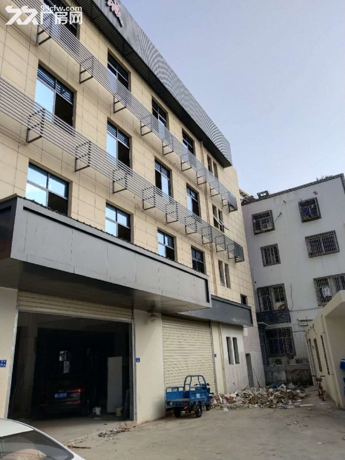 湖里高崎中埔厦商附近3−4楼1000多平出租适合办公培训等