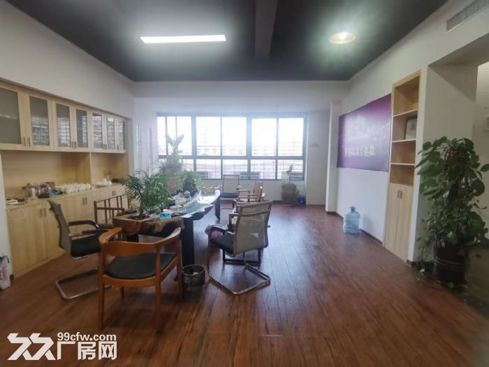 地铁口 精装 电梯口 会所办公室 大前台450平-图7