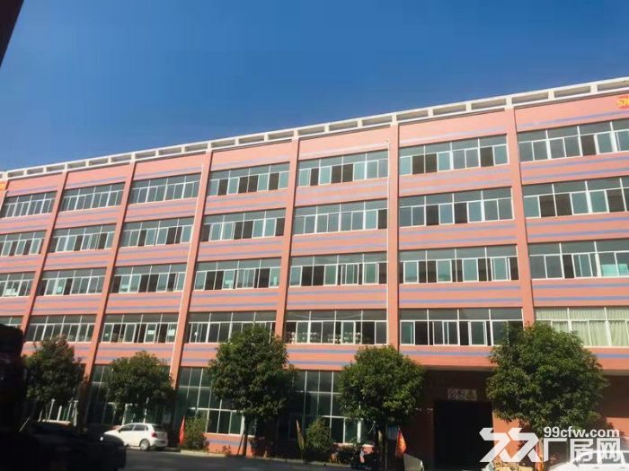 海沧中仓工业园标准厂房 4000平米出租1楼1500平