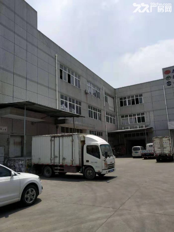 杏林大学康城附近123层厂房每层2000共6000平出租